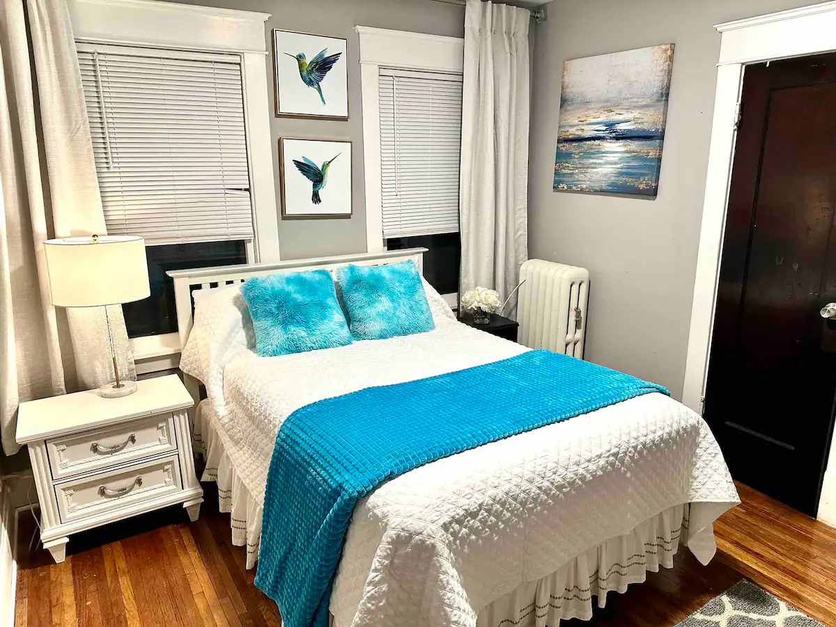 Hertel Strip 2 br or 1 br - Photo 11