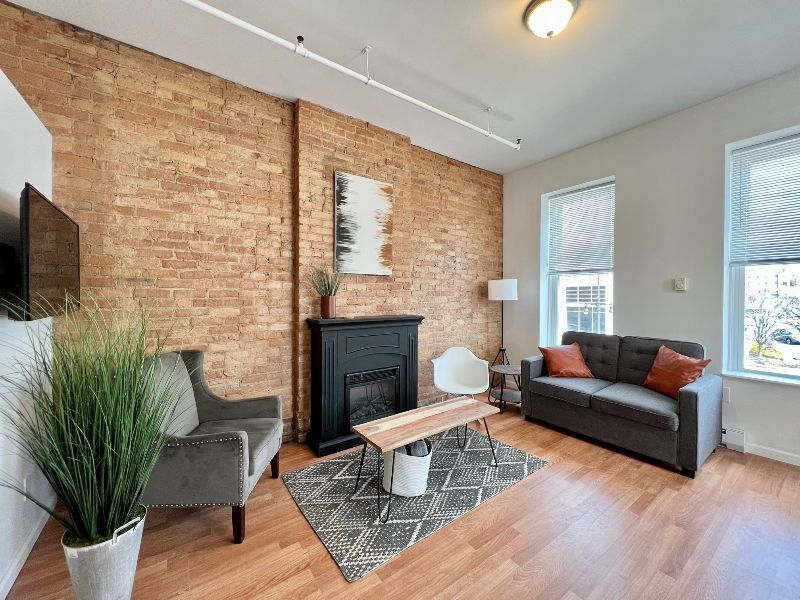 Newly Renovated Apt Near St Joseph's Hospital /... - Photo 12