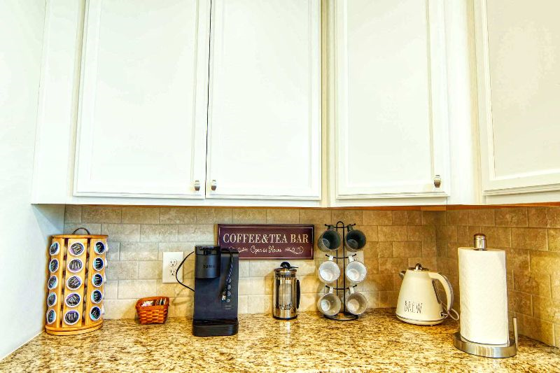3BR Nearly New Construction, Beautifully Furnished - Minutes from Vidant, Stunning, Best Neighborhoo - Photo 9