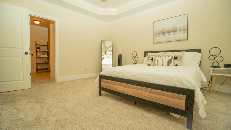 3BR Nearly New Construction, Beautifully Furnished - Minutes from Vidant, Stunning, Best Neighborhoo - Photo 12