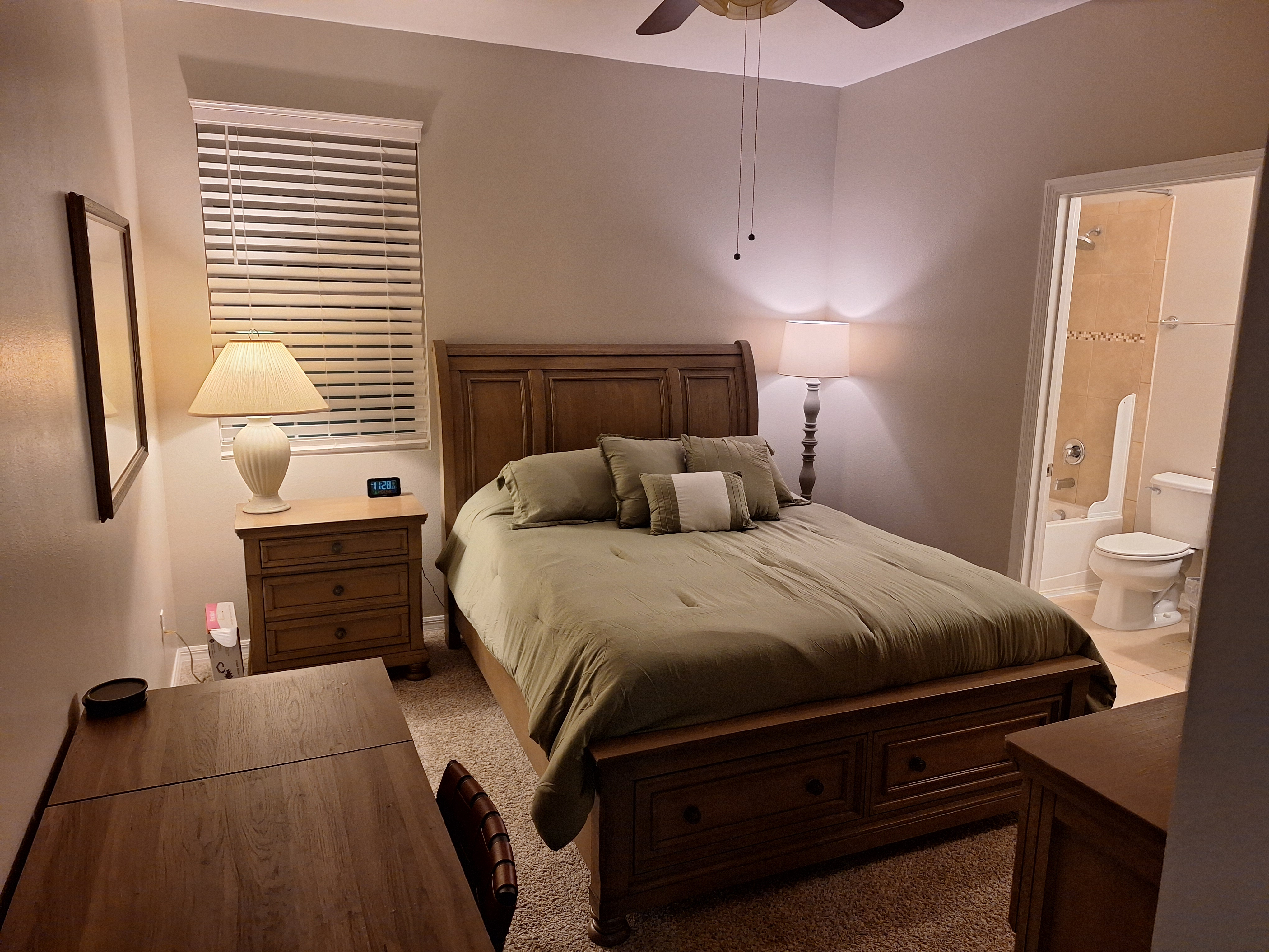 Orlando Lake Nona Waters Edge Ensuite Room