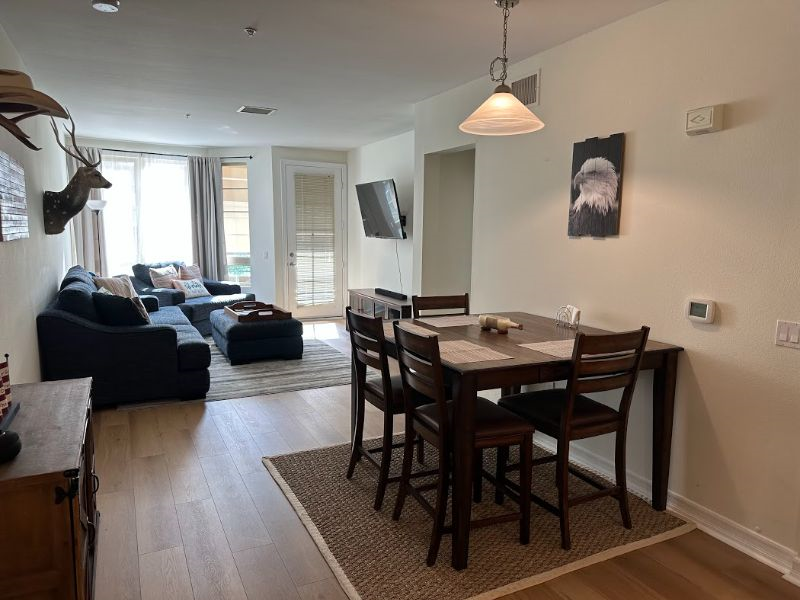 Beautiful Modern and Ideally Located Apartment Near Downtown San Diego - Photo 6