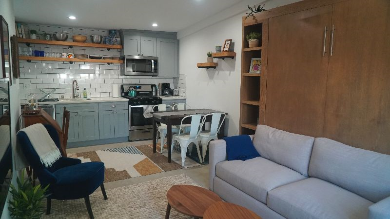 Cozy Near Culver - Photo 1
