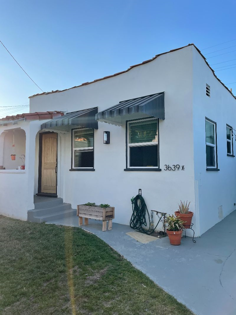 Spanish style bungalow in View Heights - Photo 1