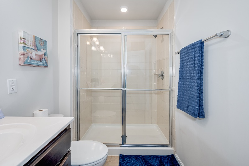 3 Bedroom Townhouse near Medical Centers - Photo 12