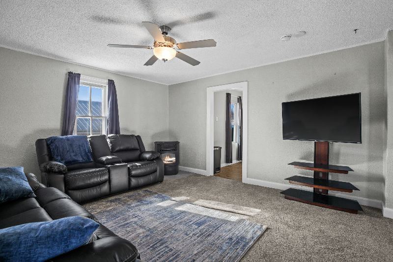 Beautifully Remodeled Home - Photo 3