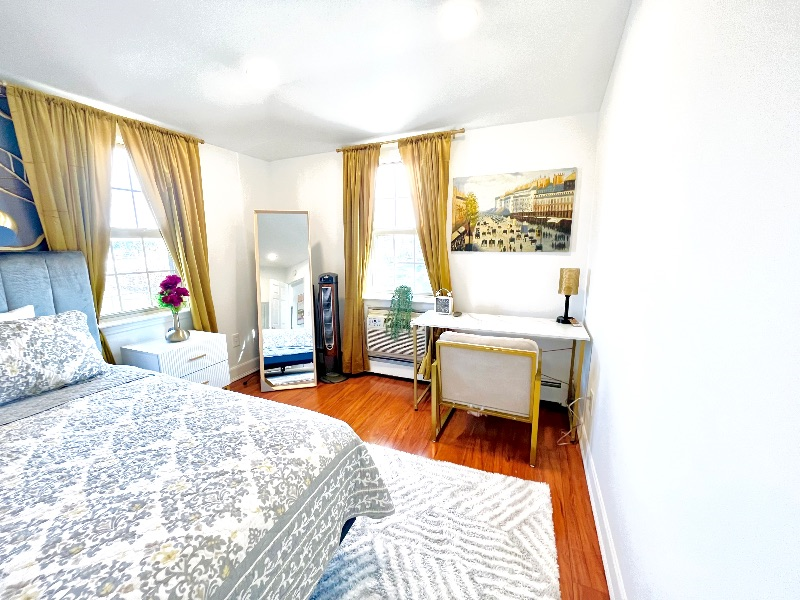 Brooklyn best kept secret-- Crescent Cove - Photo 12