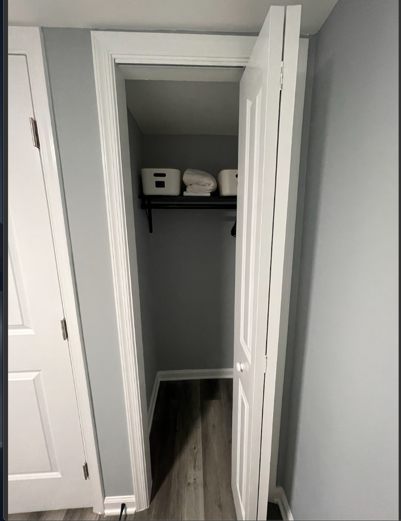 FURNISHED SHORT TERM LEASE! - Photo 7