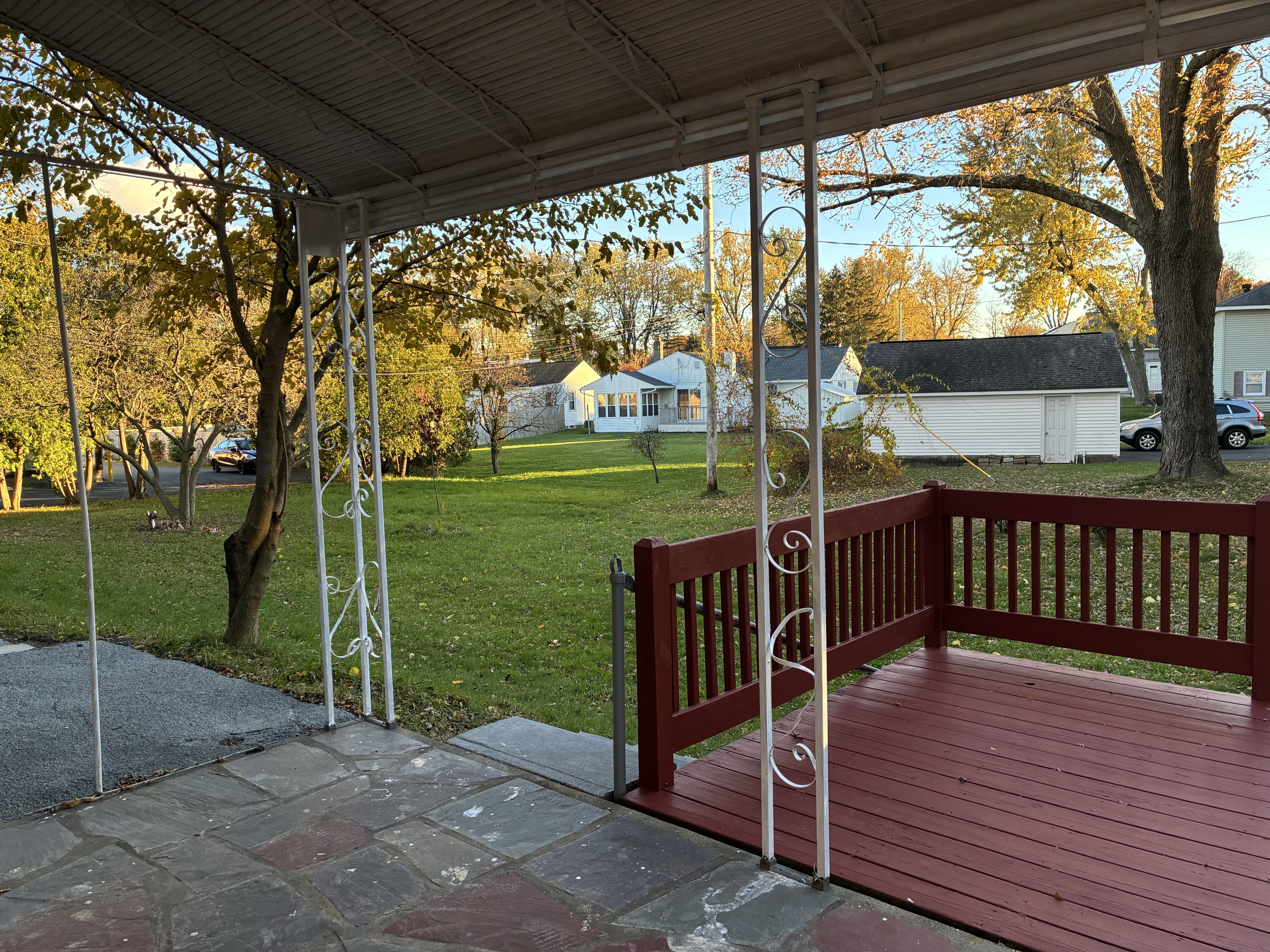 HOME AWAY FROM HOME - Photo 8