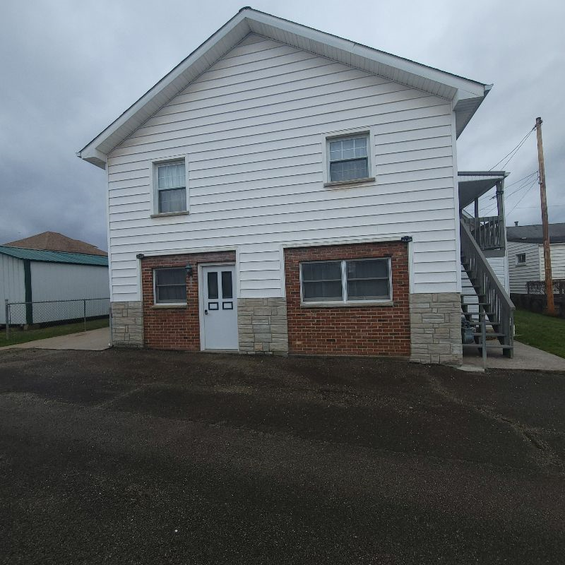 2 BR, Remodeled , Stand Alone Apartment - Photo 1