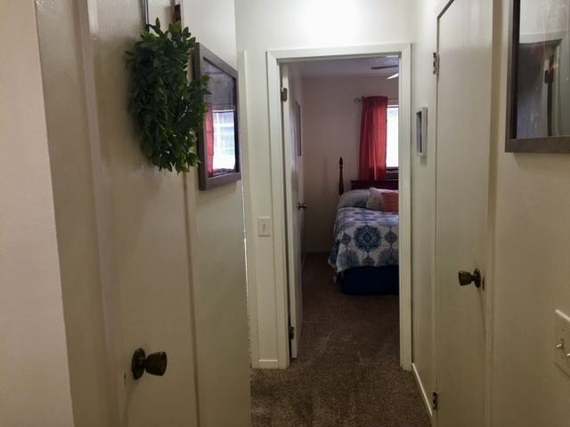Cozy 2 bed apartment -Close to Hospitals-Plenty of Parking - Photo 9