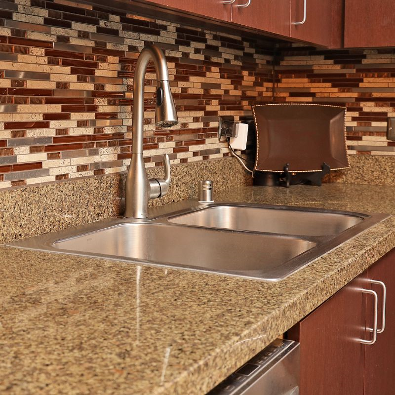 Beautiful condo in the downtown area with a workout gym roof top with amazing views of the city and nearby hospitals - Photo 4