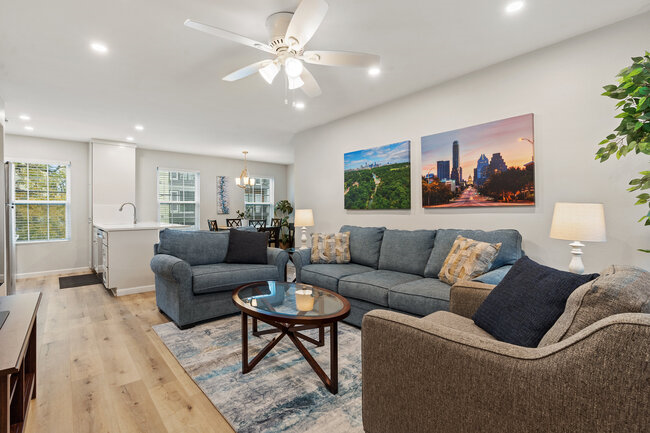 Classy 3BR/2BA with large pool in HEART of SOCO - Photo 1