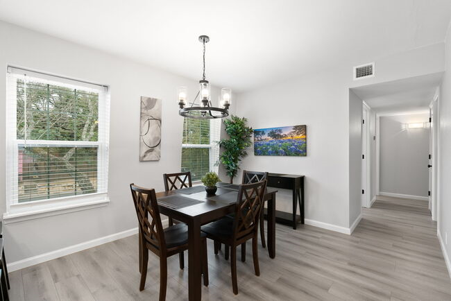 Classy 3BR/2BA with large pool in HEART of SOCO - Photo 12