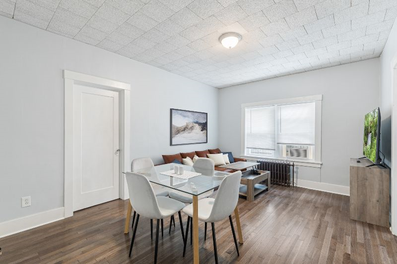 Fully furnished (including all cool gadgets in kitchen), renovated (hardwood floors throughout, granite countertop, new bathtub), spacious studio apartment in the most sought after location, next to College Town/ UofR/ Strong Memorial Hospital. Apt 2