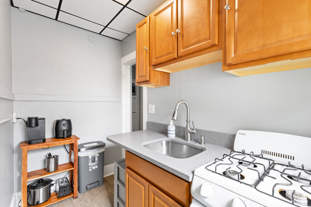 Furnished studio apt totally independent - Photo 9