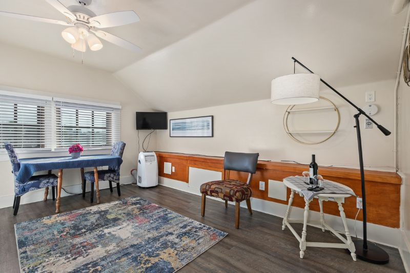 105 Wyatt Earp Room - Photo 3
