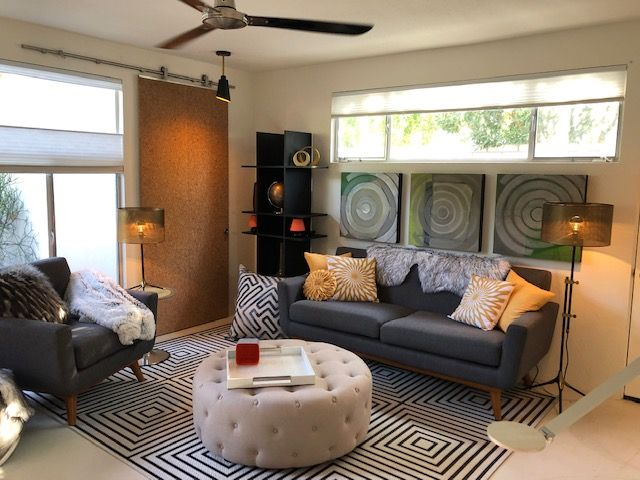 Bungalow 3. Desert Dive at S. Riv Drive