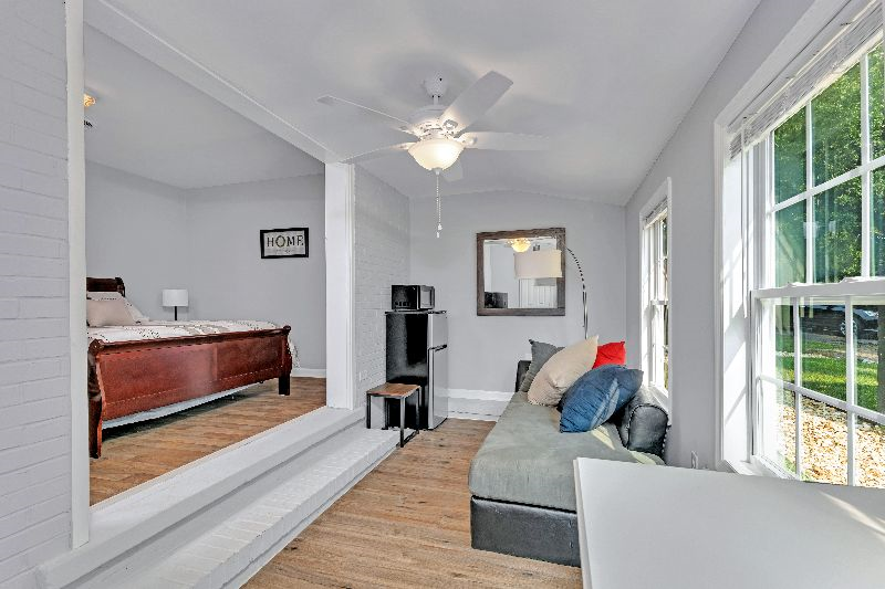 COZY SUITE 2 with Courtyard Access AUGUSTA