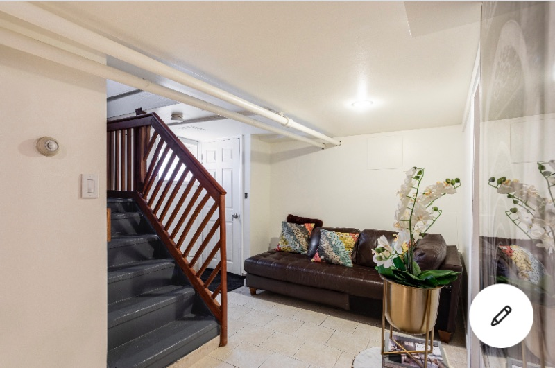 Unbeatable Location: Amazing 2BR/1BA Apartment in Staten Island, NY! - Photo 6