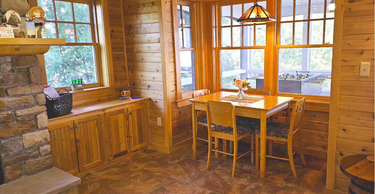 LoZa House Adirondack Screened-in Porch- Lake front property just 12 min drive from CVPH hospital. - Photo 9