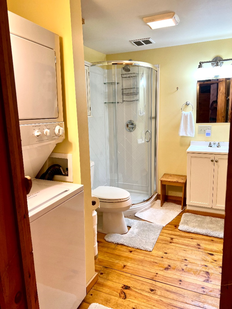 Private Entrance, 1 Bedroom - Photo 9