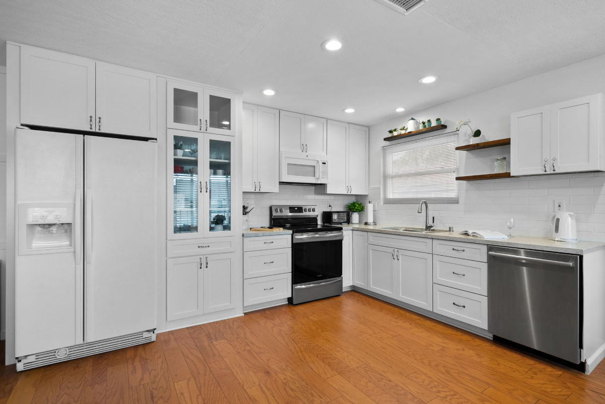 Modern Fully Renovated Condo in UTC/La Jolla - Photo 1