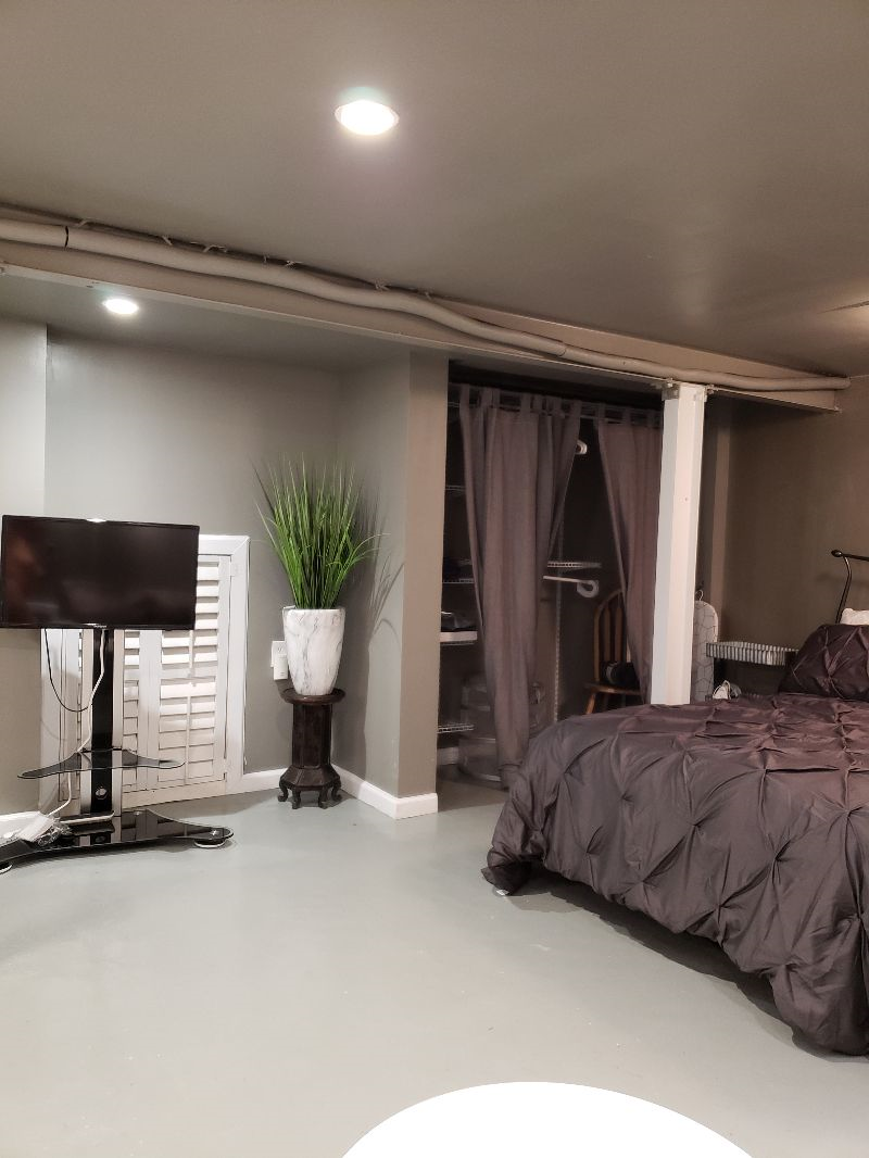 Quiet Quaint and Clean Studio Unit - Photo 2