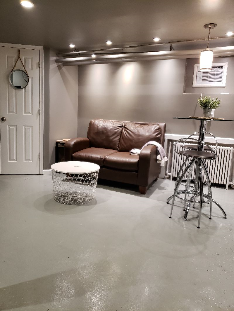 Quiet Quaint and Clean Studio Unit - Photo 4