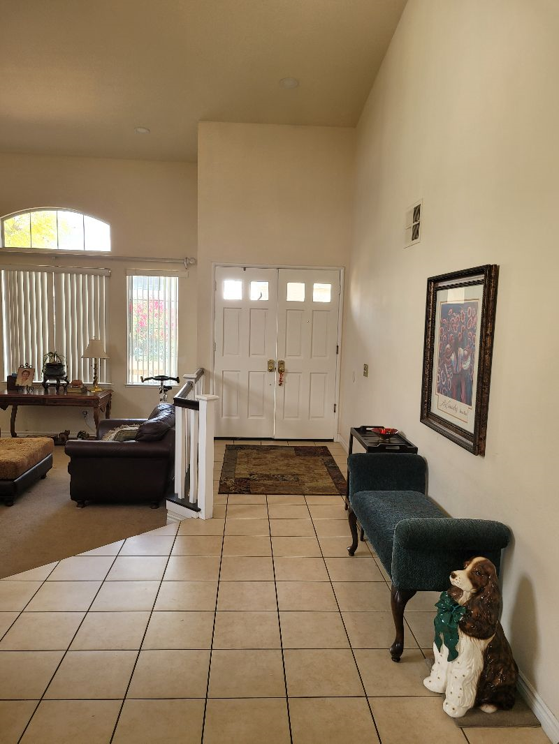 Comfortable and Centrally Located - Photo 2