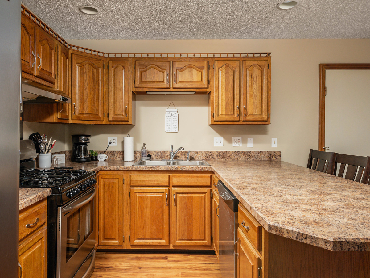 Extended Stay Three Bed Apartment Near Downtown Charleston - Photo 4