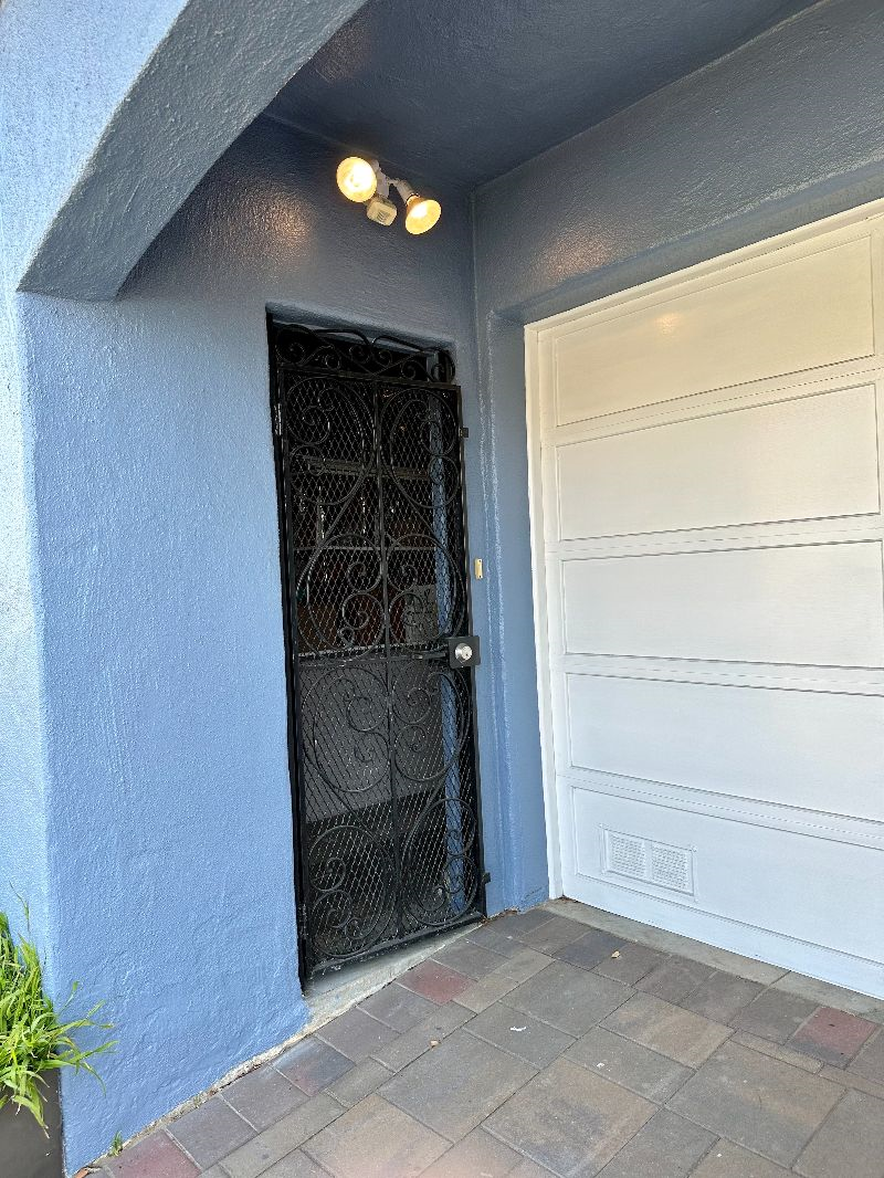 Quiet Studio with private entrance, garden view and safe neighborhood - Photo 2
