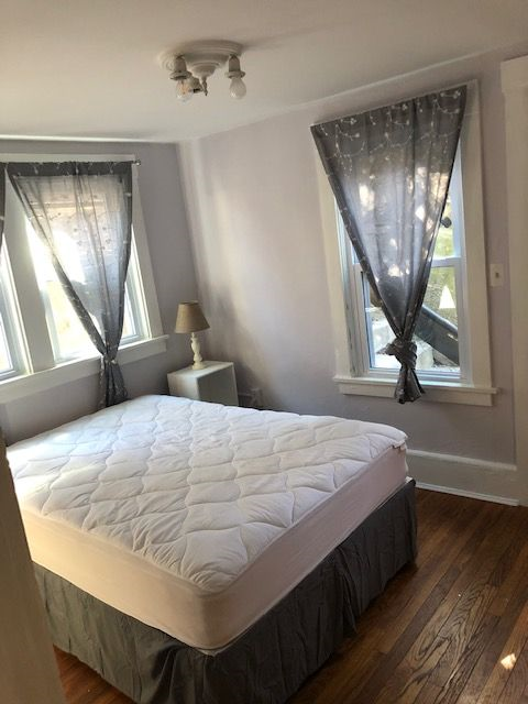 Private one bedroom with prime location - Photo 4