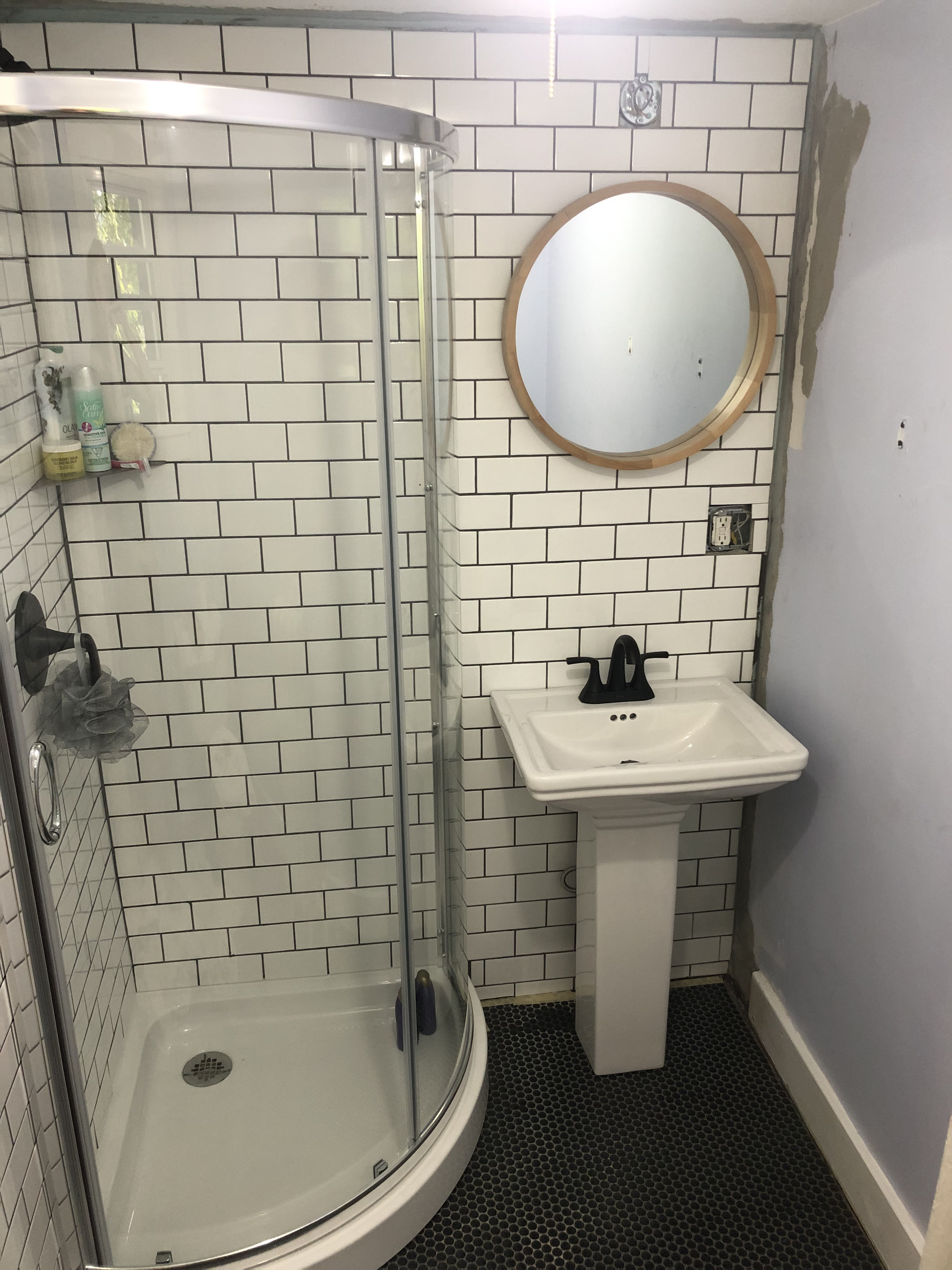 Private one bedroom with prime location - Photo 6