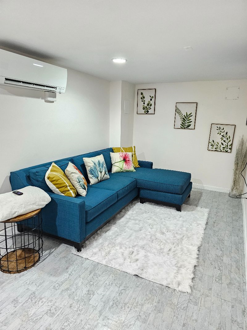 Cozy One Bedroom Basement Unit/Apartment (Fully Furnished/Utilities Included) - Photo 2