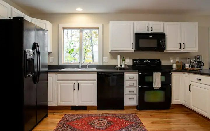 Weathersfield/Springfield, VT Spacious Home with a View - Photo 7