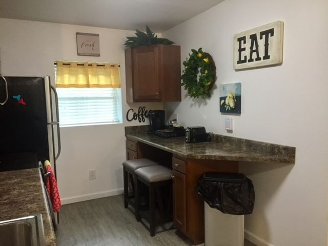 Cozy Creekside 1 Bedroom Apartment--Close to Hospitals/Southridge Shopping and Restaurants - Photo 7