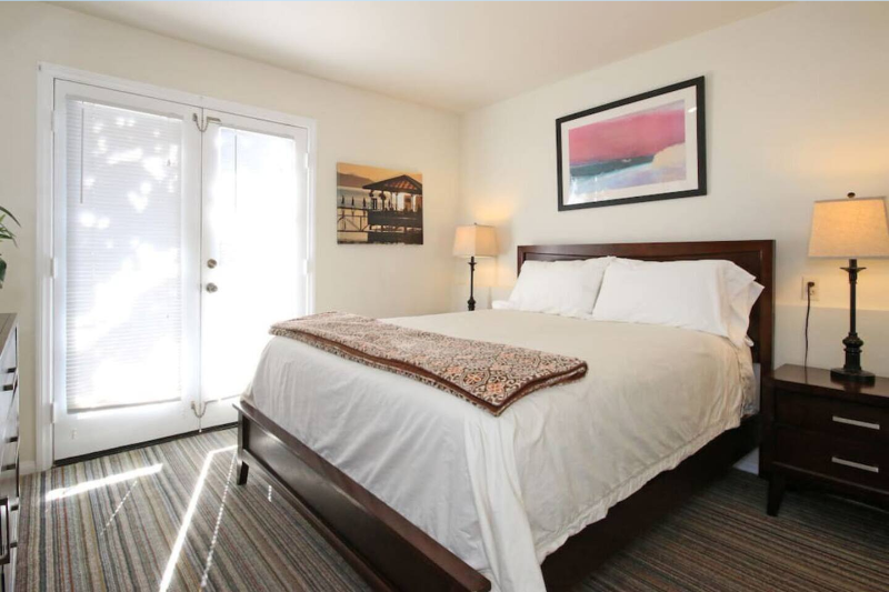 3 br/2ba Beach Condo in Mission Beach - Photo 4