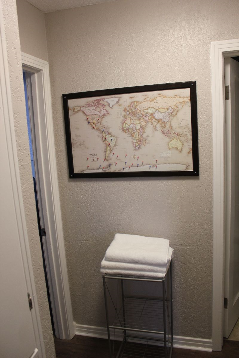 Remodeled 1 bedroom furnished unit in Duplex - Photo 10