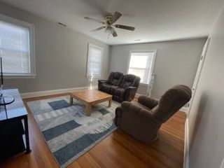 Dali Suite - Furnished - Photo 6