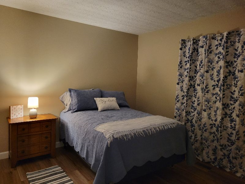 Princeton 3 BR 1.5 BA House, half mile from Hospital - Photo 4