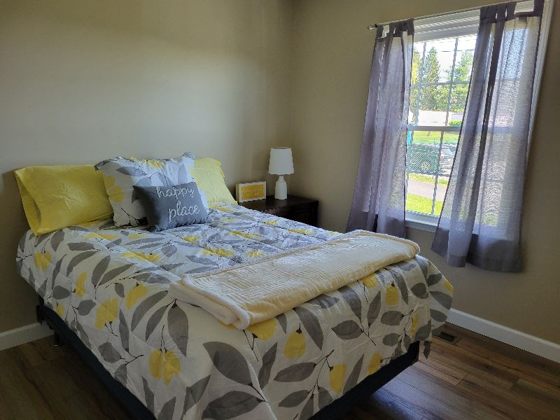Princeton 3 BR 1.5 BA House, half mile from Hospital - Photo 7
