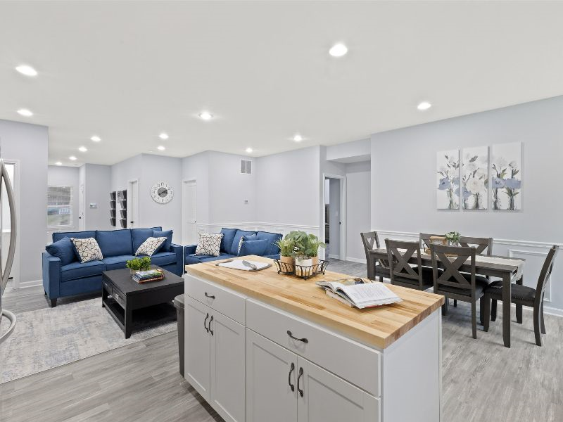 Room 1 - Master Suite - Photo 9