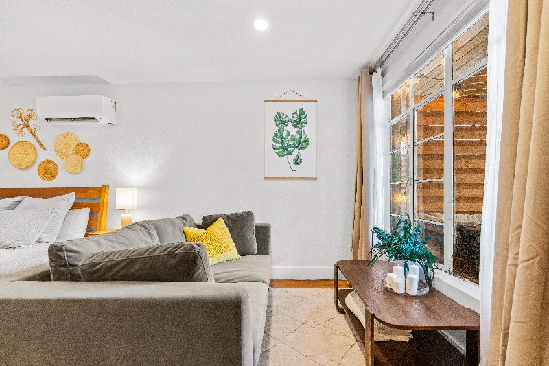 Studio Condo With Large Deck Near Downtown - Photo 5