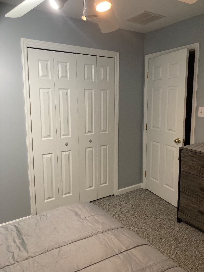 Room  for rent close to medical centers - Photo 7