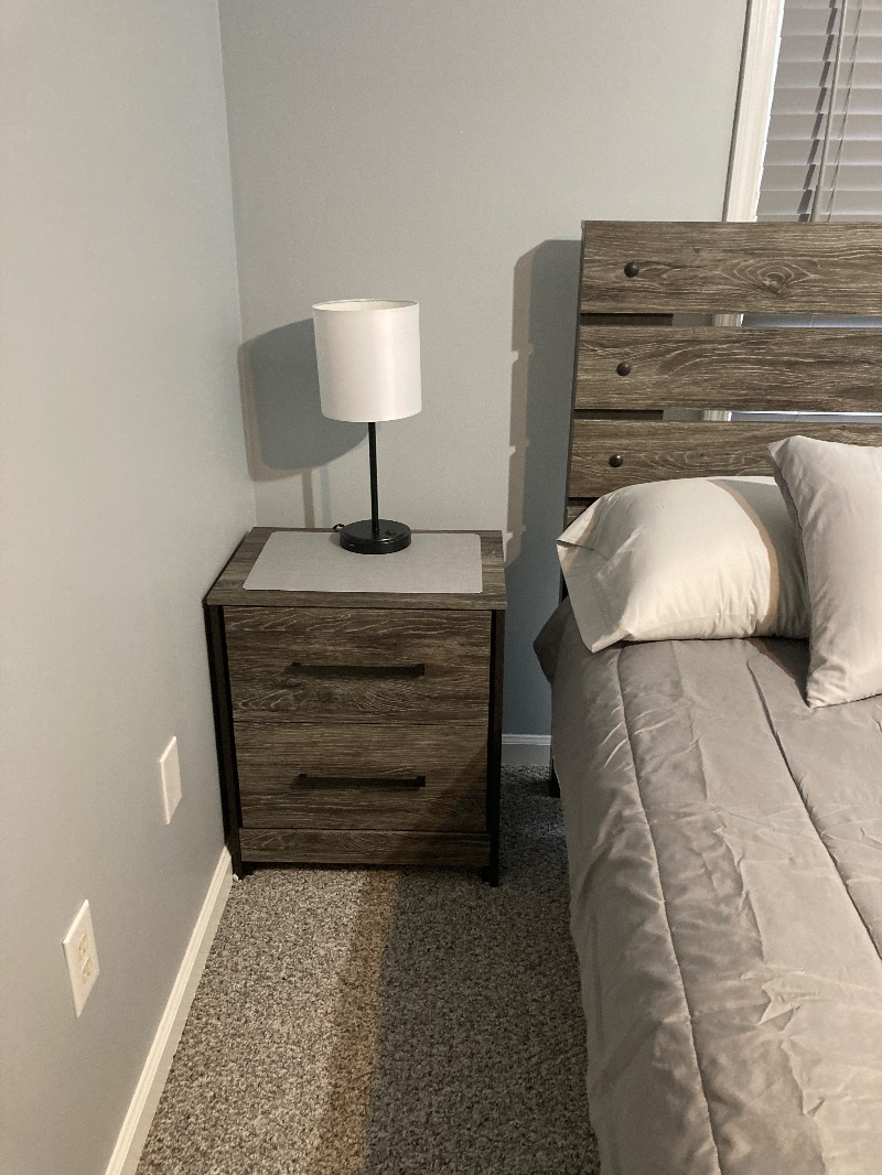 Room for rent close to medical centers - Photo 4