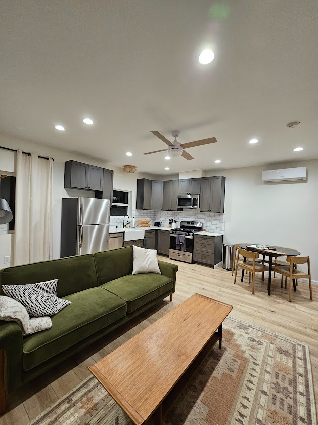 Newly Built 1BD/1 BTH Casita in East Sac with Private Entry - Photo 2