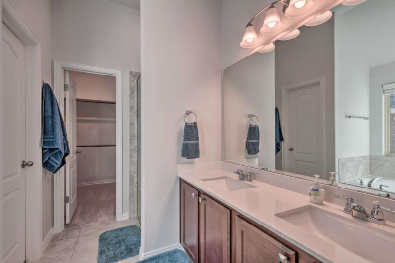 Lovely New Brick Home in Upscale Development within 5 minutes of the Freeway! - Photo 10