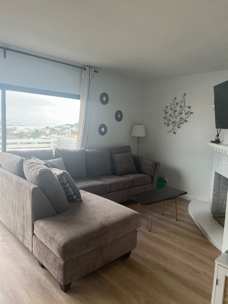 Amazing SF city view 2BR/1BA - Photo 3