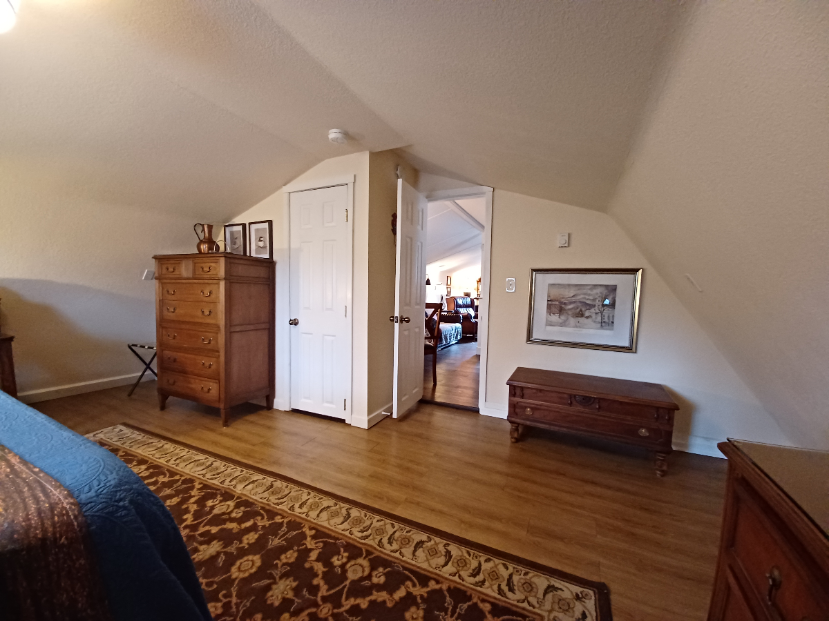 Garage apt in the Berkshires - Photo 6